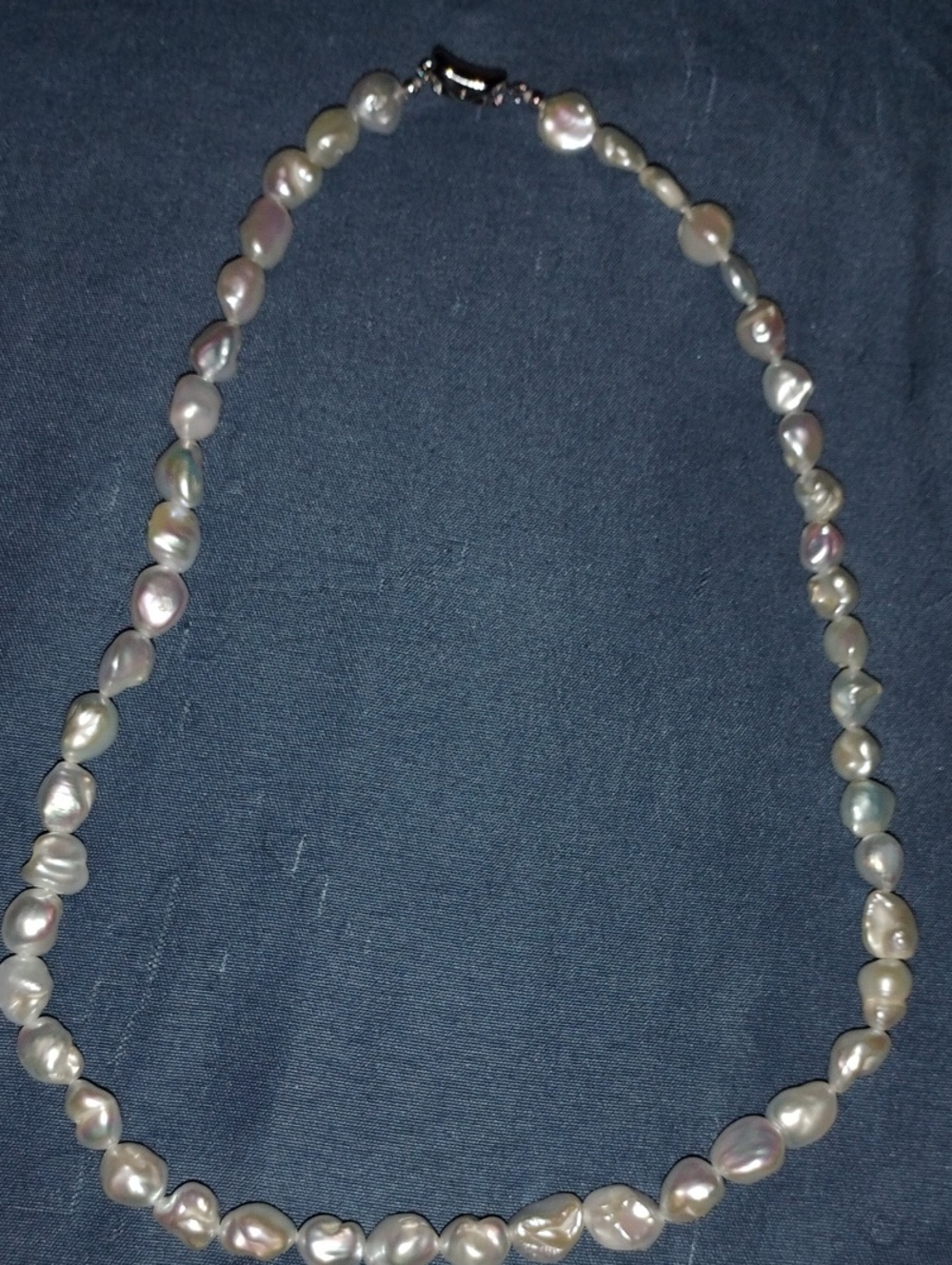 Fresh Water Pearl Necklace - Iridescent White